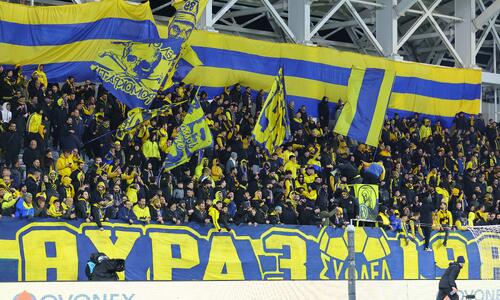 Τρέλα στον κόσμο της ΑΕΛ: «Πάμε λέοντες» (pics&vid) thumb