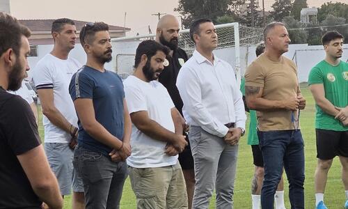 Ε.Ν. Αγίου Λαζάρου: Πρώτη προπόνηση με παρόντα τον ιδρυτή Λάζαρο Φιλίππου thumb