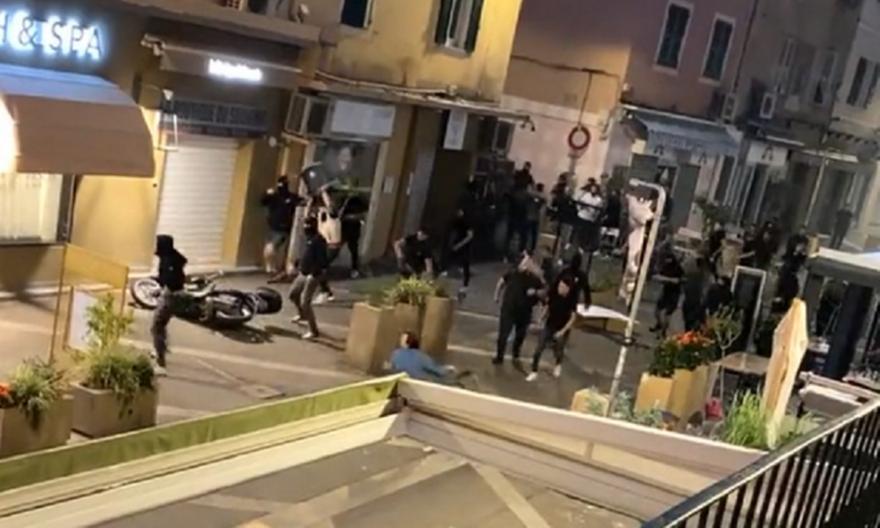 Άσχημες εικόνες, νέες συμπλοκές οπαδών thumb