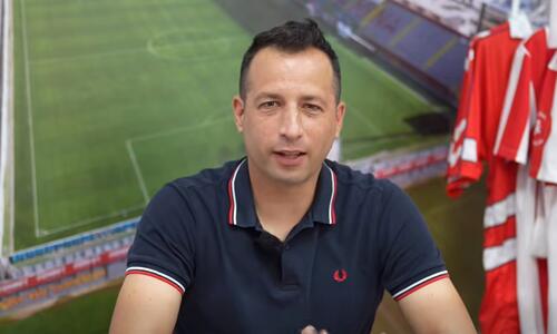 «Ήταν εκπληκτική χρονιά, κοιτάζουμε μπροστά... ο κόσμος μας η δύναμη μας» (βίντεο) thumb