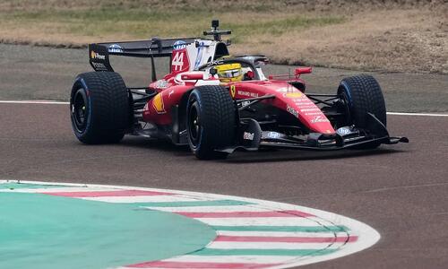 H Ferrari SF-26 έκανε χωρίς προβλήματα τους πρώτους της γύρους thumb