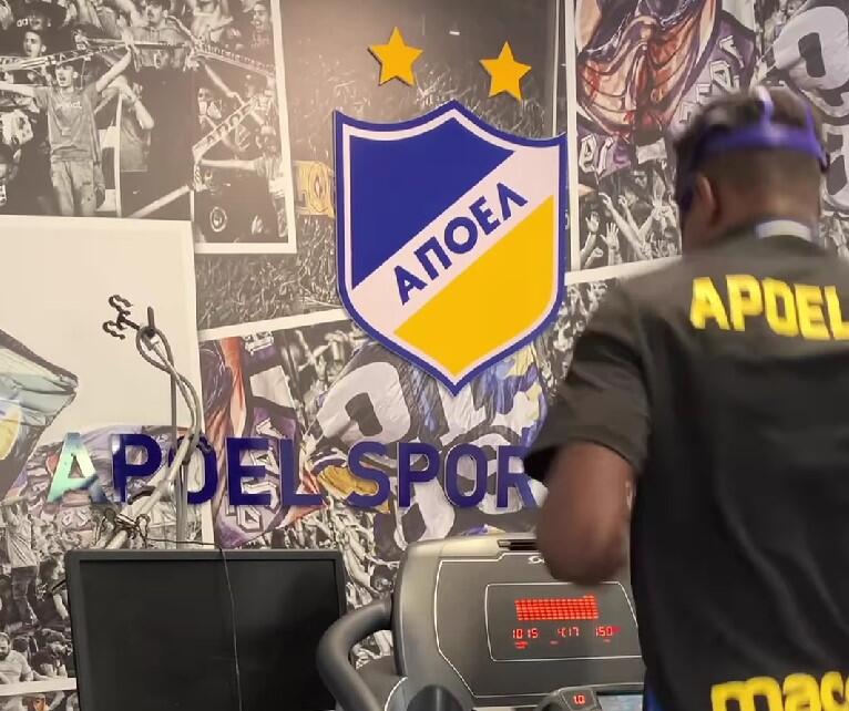 Έπιασαν δουλειά στον Αρχάγγελο (ΒΙΝΤΕΟ) thumb