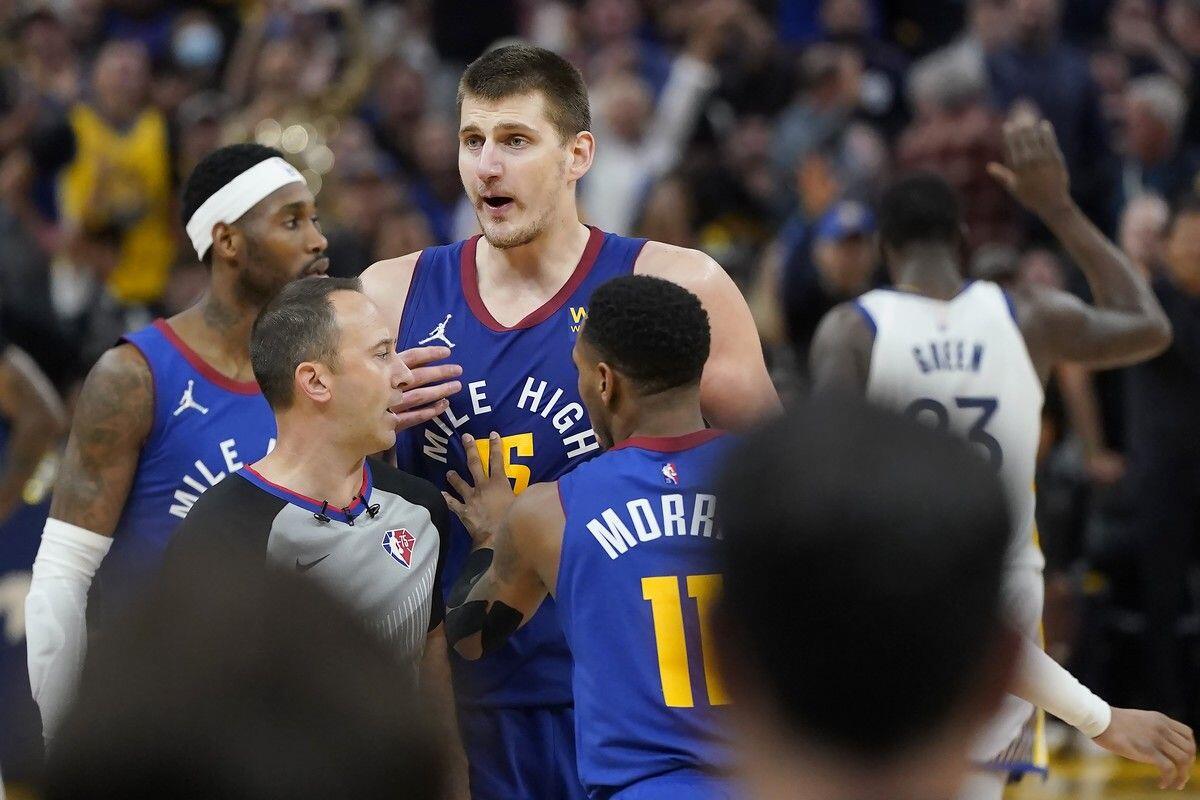 NBA: Ο Γιόκιτς αποβλήθηκε και ο Γκριν τον χαιρετούσε thumb