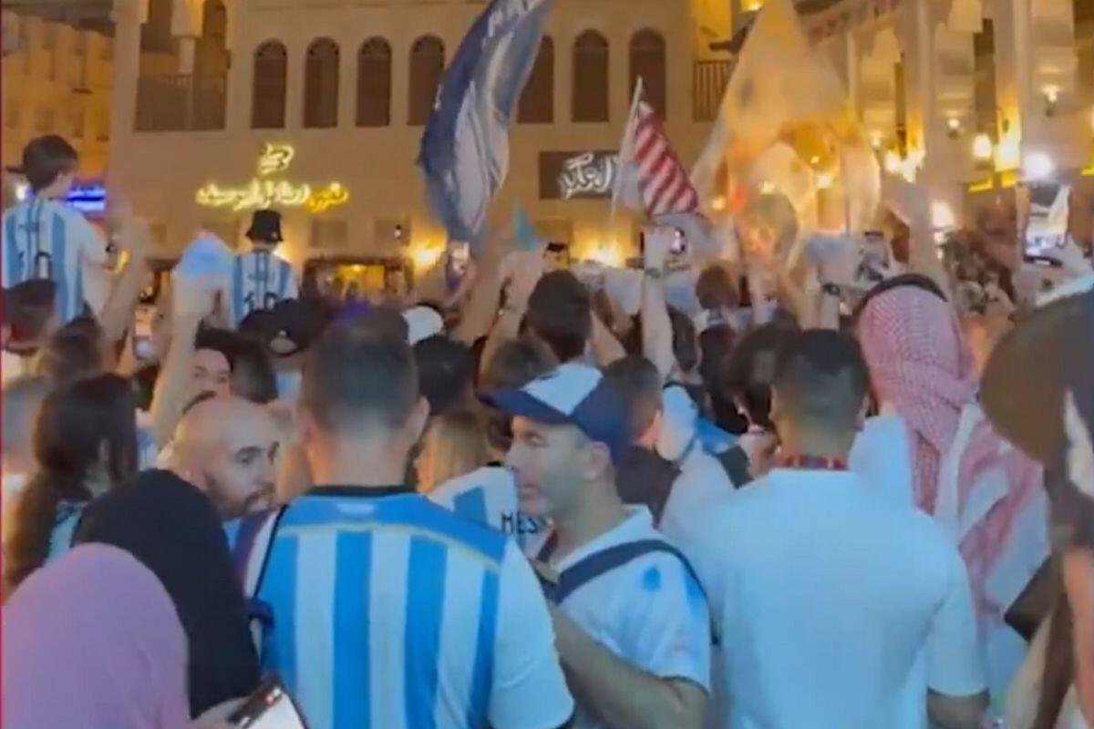 Το πάρτι των Αργεντινών στο κέντρο της Ντόχα thumb