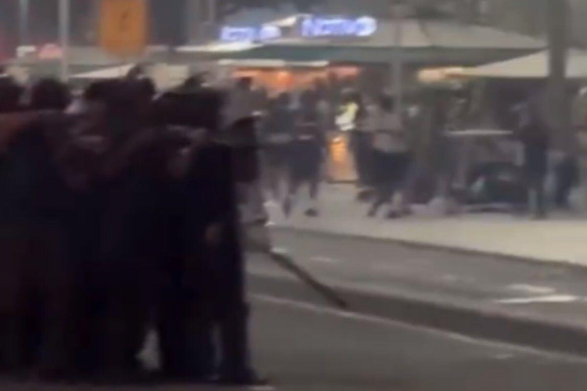 Σκηνές χάους στο Ρίο με συμπλοκές οπαδών της Φλουμινένσε και της Μπόκα thumb