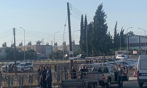 Ισχυρή αστυνομική δύναμη για το Ανόρθωση-ΑΠΟΕΛ! (pics) thumb