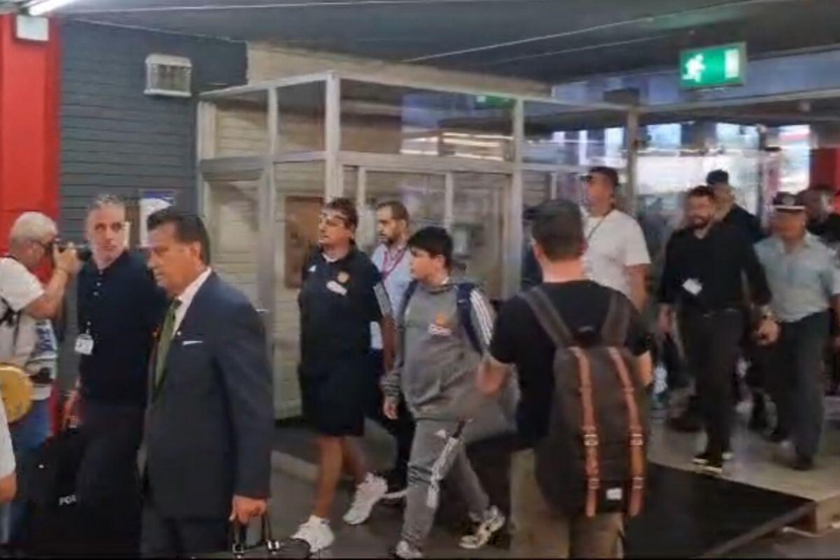 Χαμός και φραστική επίθεση κατά την είσοδο της αποστολής του Παναθηναϊκού στο ΣΕΦ thumb