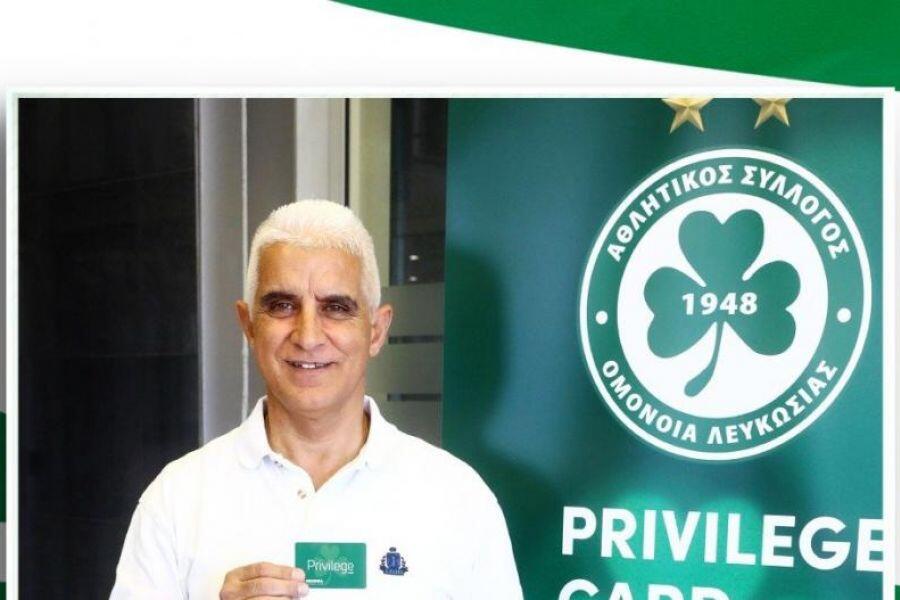 «Πρέπει να είμαστε ευχαριστημένοι που έχουμε τον Λένον» thumb