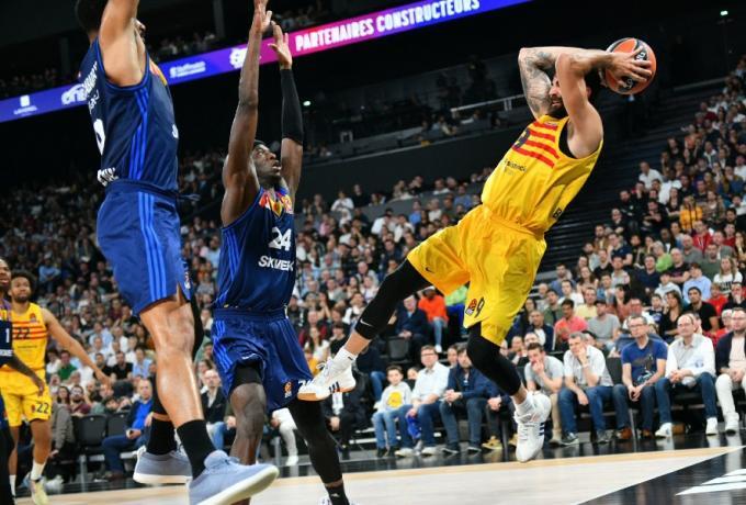 Η Βιλερμπάν λύγισε τη Μπαρτσελόνα και πανηγύρισε νίκη γοήτρου στο φινάλε της κανονικής περιόδου thumb