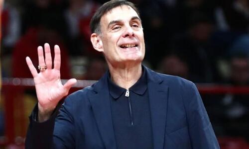 «Όποιος θεωρεί ότι παίζοντας έτσι θα πάρει χρόνο, φήμη, λεφτά, δυστυχώς είναι γελασμένος» thumb