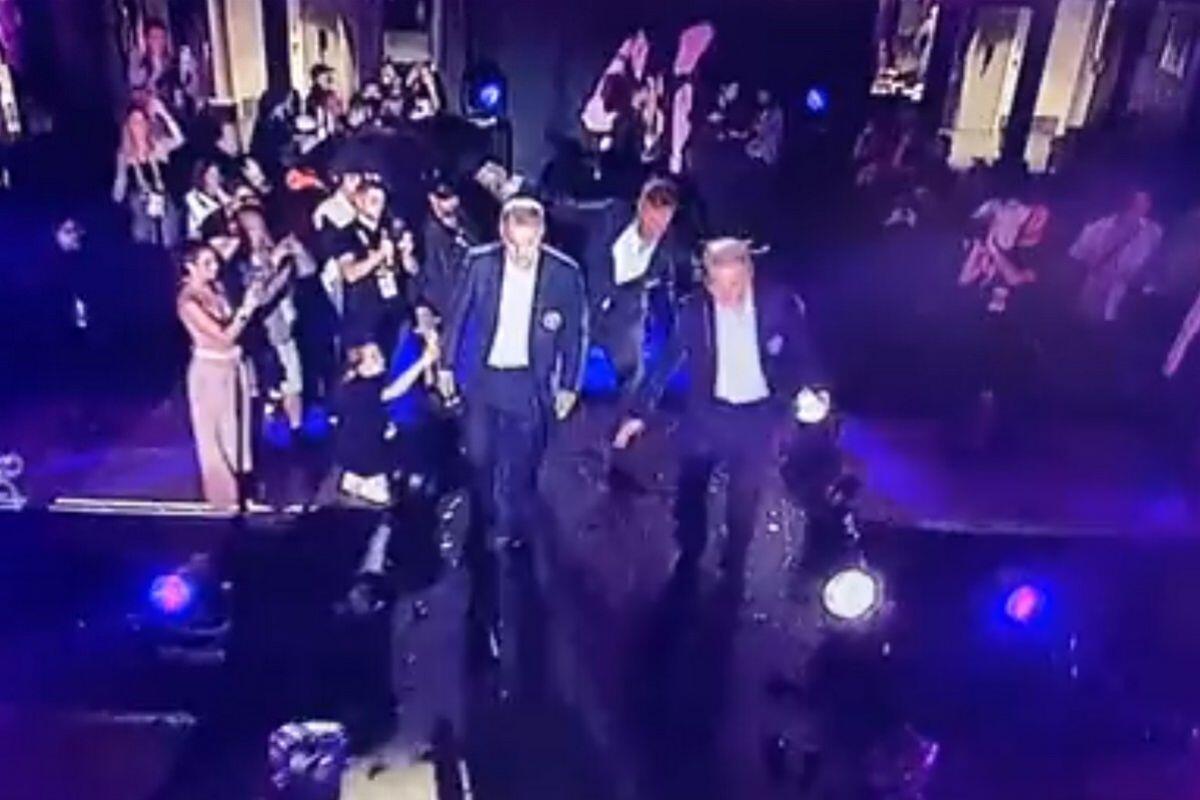 Λιονέλ Μέσι: Ο Ντέιβιντ Μπέκαμ γλίστρησε στην παρουσίαση του Αργεντινού σταρ thumb