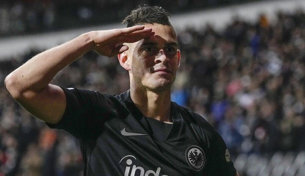 Γκλάντμπαχ - Άιντραχτ 2-3: Συνεχίζουν τις υψηλές πτήσεις τους οι αετοί thumb
