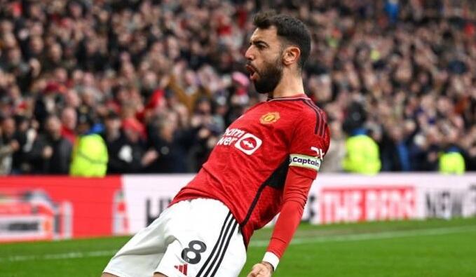 Καλύτερος ποδοσφαιριστής της σεζόν στην Premier League ο Μπρούνο Φερνάντες thumb