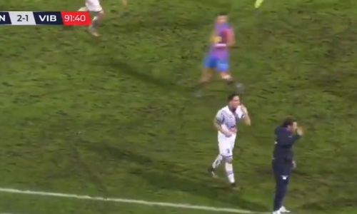 Προπονητής ανέκοψε αντεπίθεση αντιπάλου! (vid) thumb
