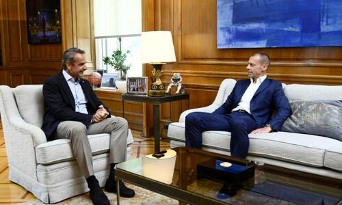 Πρόεδρος ΟΥΕΦΑ: «Μην τους λέτε οπαδούς, είναι ο καρκίνος του ποδοσφαίρου» thumb