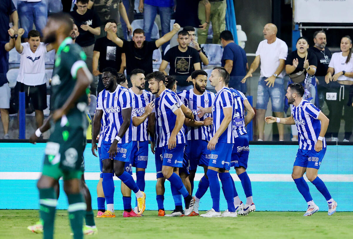 Ανόρθωση – Ομόνοια 1-0: «Βάφτηκε» μπλε με «χρυσοκέφαλο» Λόπες το ντέρμπι thumb