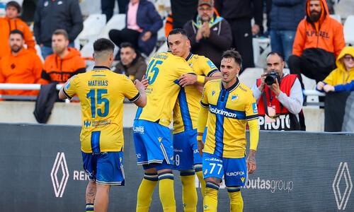 ΑΠΟΕΛ-Άρης 2-1: Τον άφησε πίσω του και πλησίασε την τετράδα! thumb