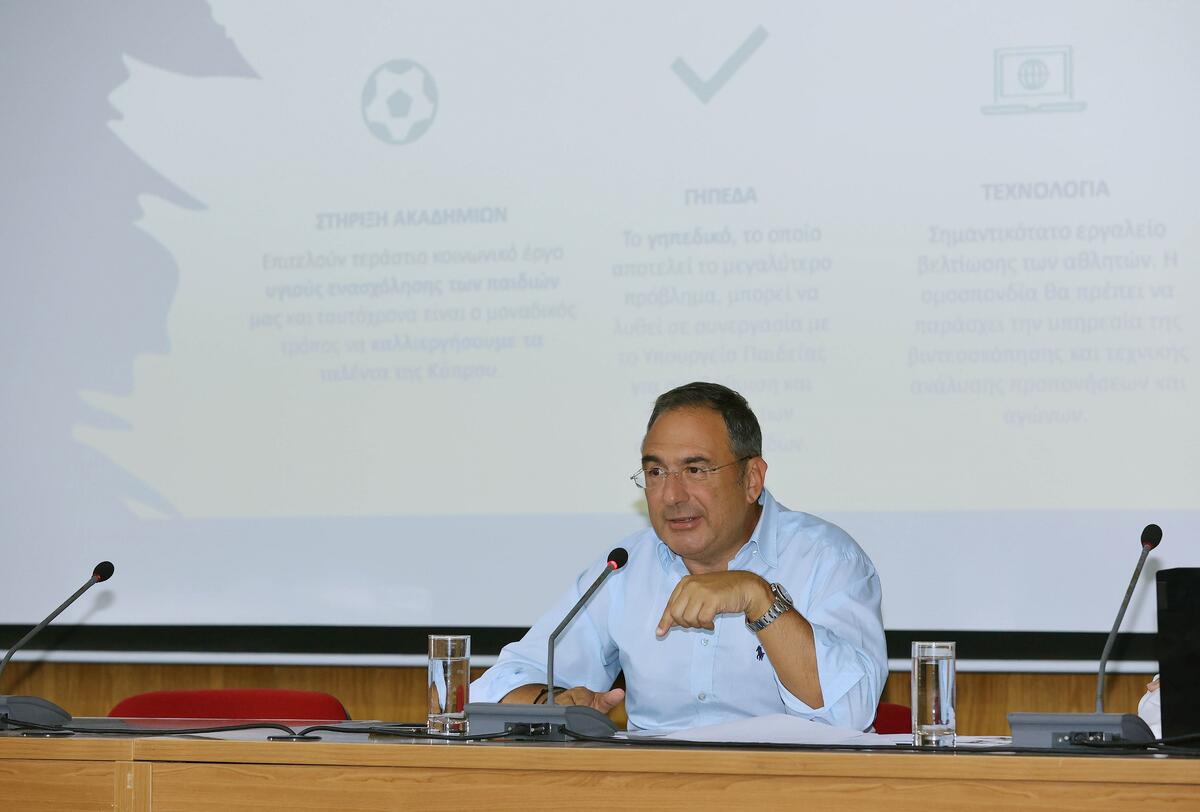 «Ο Κούμας πρέπει να αποχωρήσει, αν μείνει θα προκαλέσει μεγαλύτερο κακό» thumb