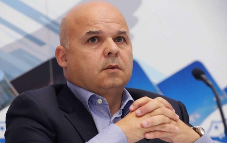 «Όλα τα θεριά πολεμούν να μας φάνε και δεν μπορούνε. Τρώνε από μας και μένει και μαγιά» thumb