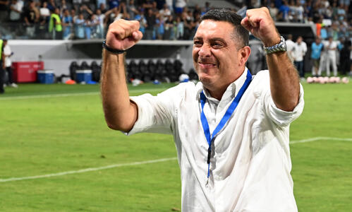 «Πρόταση από τον Απόλλωνα για Κβίντα, δεν έχουμε πάρει ούτε και ένα πέναλτι» thumb