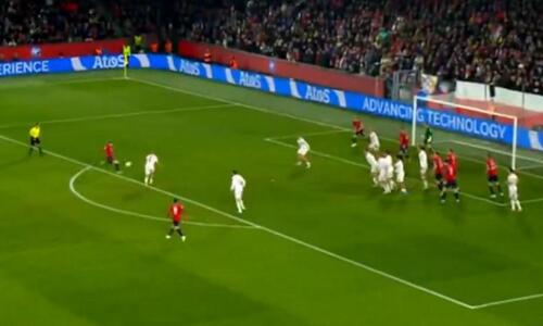 «Άρρωστο» γκολ από τον Σούιτς για το 1-0 της Τσεχίας (ΒΙΝΤΕΟ) thumb