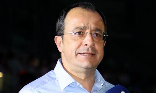 ΠτΔ για κόκκινους φάκελους: «Ό,τι αμαυρώνει το όνομα της χώρας, δεν μας τιμά» thumb