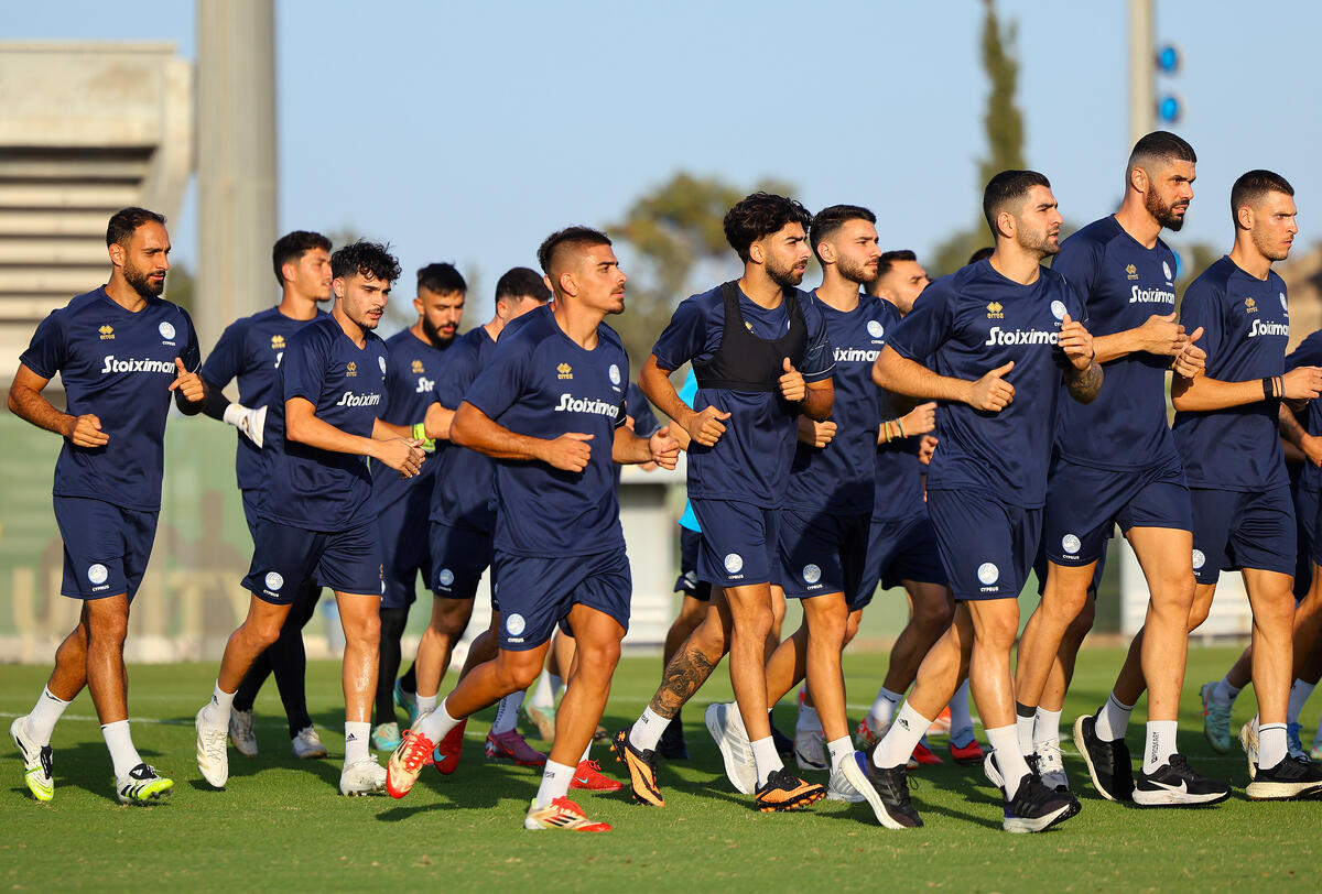 Πρώτη προπόνηση για την Εθνική Κύπρου ενόψει Αυστρίας! (ΦΩΤΟΣ) thumb