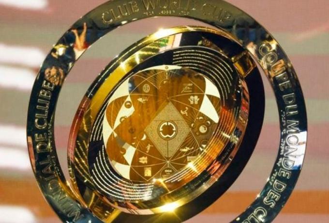 Κόκκινη κάρτα με την Παναγία της Γουαδελούπης (pic) thumb