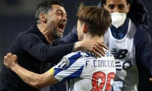 Κονσεισάο: «Κάναμε ένα φανταστικό παιχνίδι, περήφανος για την Πόρτο» thumb