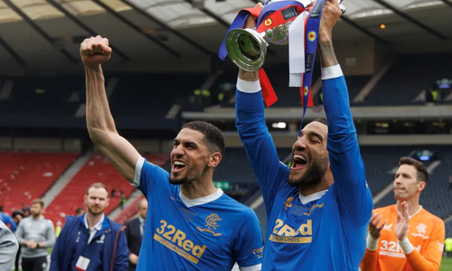Σμίγουν ξανά... για ένα ισχυρό αμυντικό δίδυμο! thumb