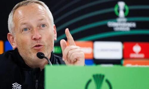 Έτσι κοντράρει την Ομόνοια ο Critchley thumb