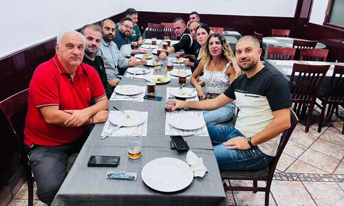 Δείπνο στους δημοσιογράφους από την Ομόνοια (pics) thumb