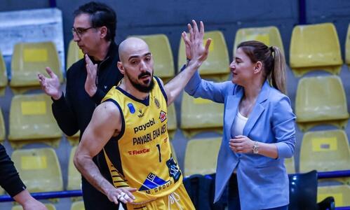 Νίκη της ΤRΙΑ ΕΚΑ ΑΕΛ επί του Απόλλωνα στην πρεμιέρα της ECOMMBX Basket League thumb