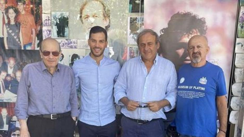 Ο Πλατινί θαύμασε τη δουλειά του Φίλιππου (pics) thumb