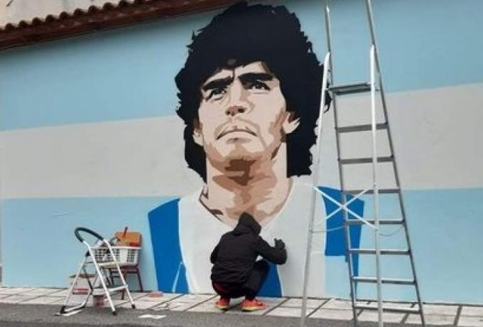 Εντυπωσιακό... graffiti για τον Μαραντόνα στην Καλαμαριά (pic) thumb