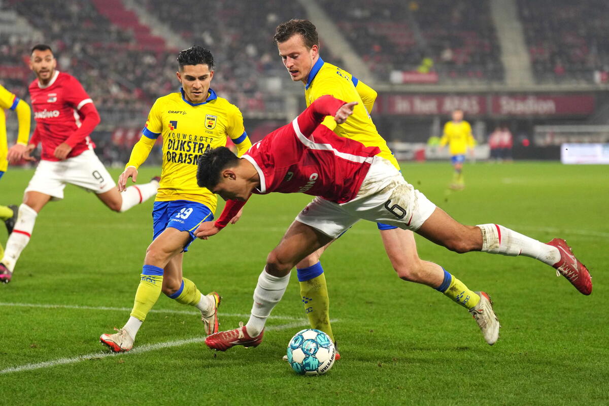 Eredivisie: Ξανά δεύτερη η Αλκμάαρ με νέο γκολ από Παυλίδη thumb
