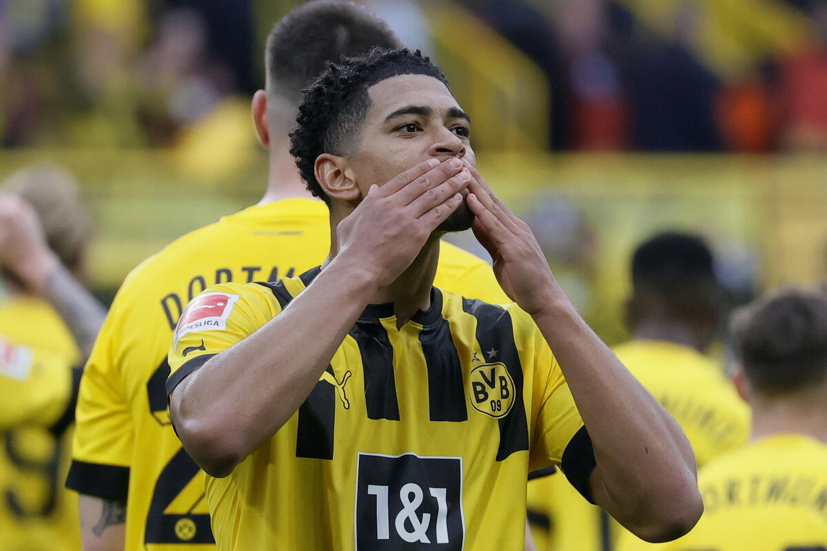 Bundesliga: Εξάσφαιρη και στο... κόλπο του τίτλου η Ντόρτμουντ thumb