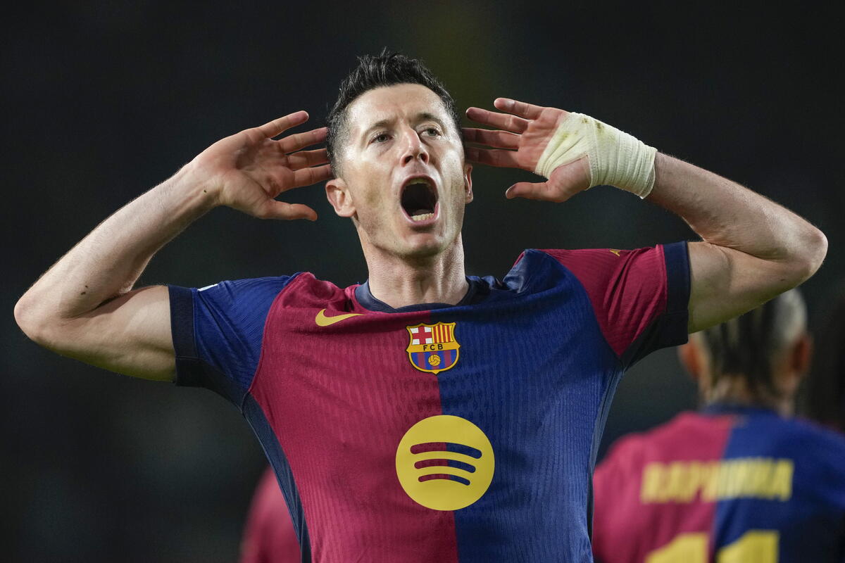 Champions League: Τεσσάρα πρόκρισης για Μπαρτσελόνα! (φωτογραφίες) thumb