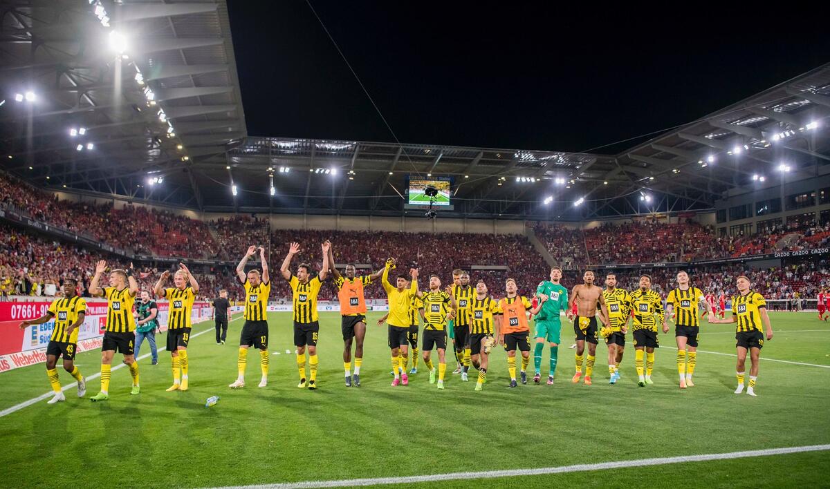 Bundesliga: Διπλό στο Φράιμπουργκ με ανατροπή η Ντόρτμουντ thumb