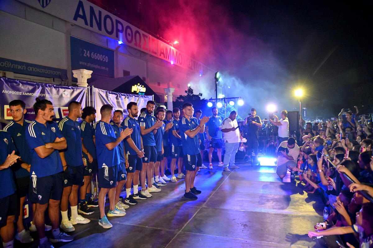 Η παρουσίαση του ρόστερ σε εικόνες  thumb