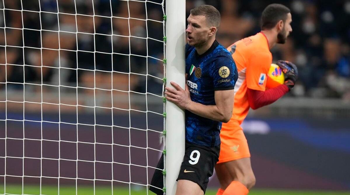 Ίντερ - Βενέτσια 2-1: Ανατροπή με Τζέκο στο 90' thumb