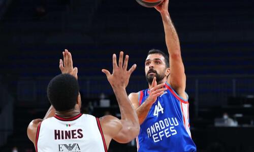 Αναντολού Εφές - Αρμάνι Μιλάνο 69-72: Έχασε διαφορά 17 πόντων, όχι και το ματς thumb