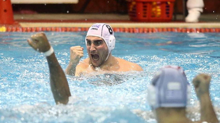 Απίστευτη Ελλάδα, πέταξε έξω τους Αμερικανούς! thumb