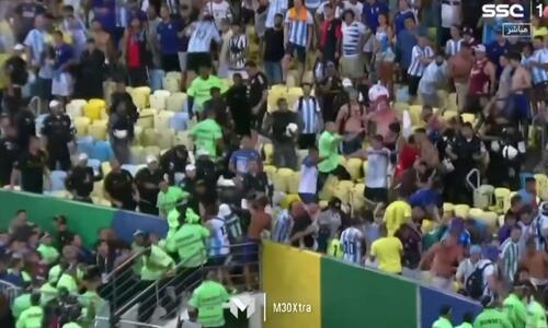 Βραζιλία - Αργεντινή: Σοβαρά επεισόδια στις εξέδρες μεταξύ οπαδών και Αστυνομίας thumb