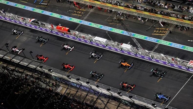 Formula 1: Υποχρεωτικός ο εμβολιασμός κατά της Covid-19 από το 2022 thumb