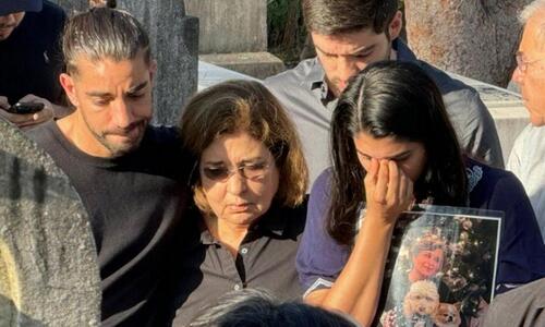 Πισάρο: Τελευταίο αντίο στη θεία του μετά την τραγωδία στο σπίτι του thumb