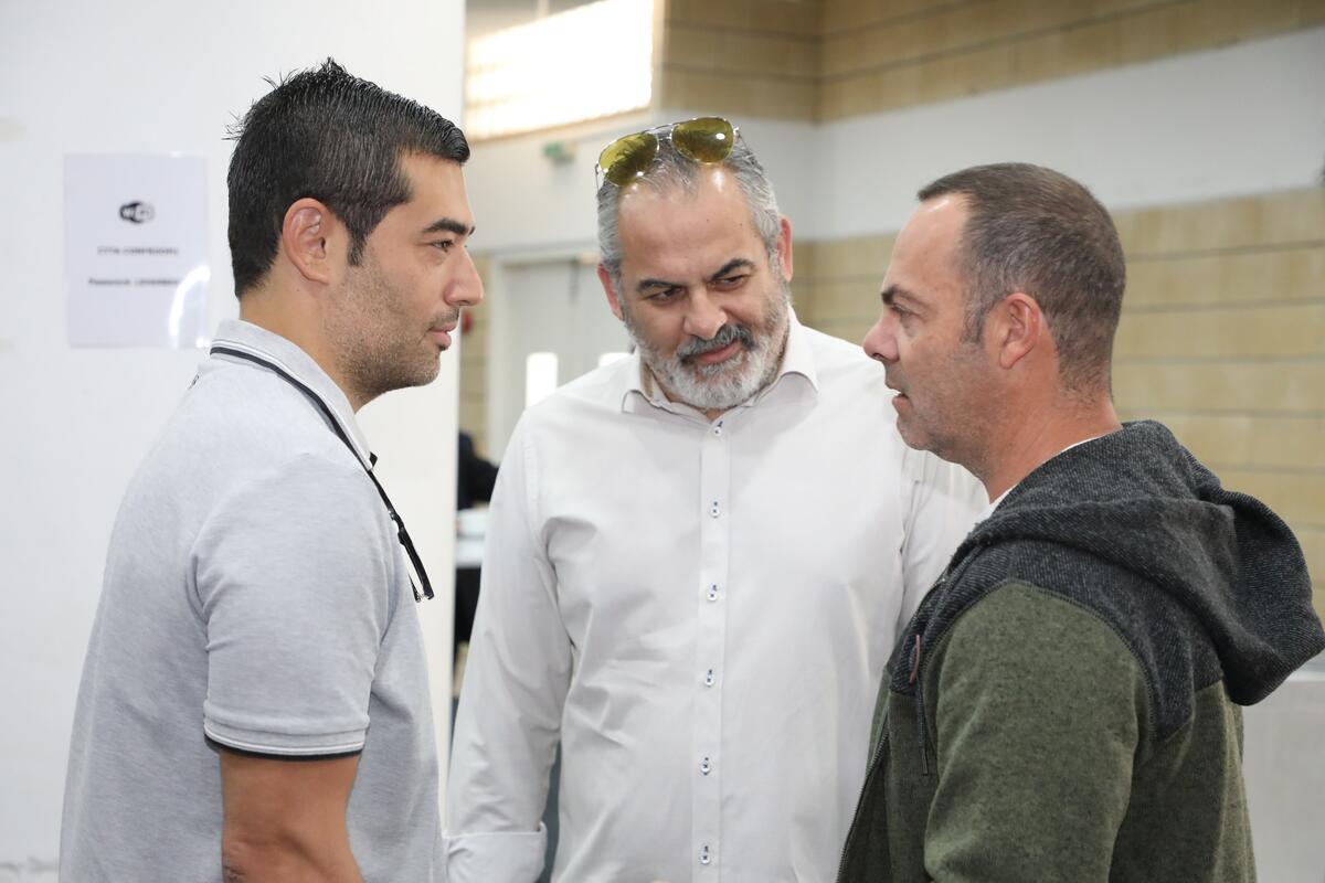 «Είναι οξύμωρο να βάζουμε την φράση εύνοια από τη διαιτησία...» thumb