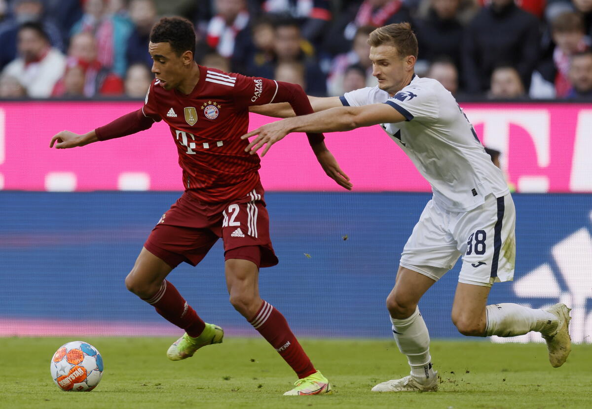 Bundesliga: Εύκολες νίκες για Μπάγερν και Ντόρτμουντ thumb