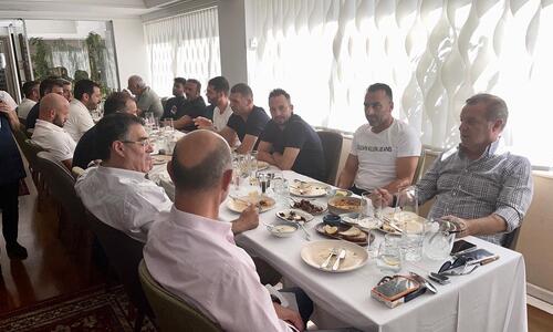 Δεξιώθηκε την ομάδα σε όμορφο κλίμα ο Πρόδρομος (pics) thumb