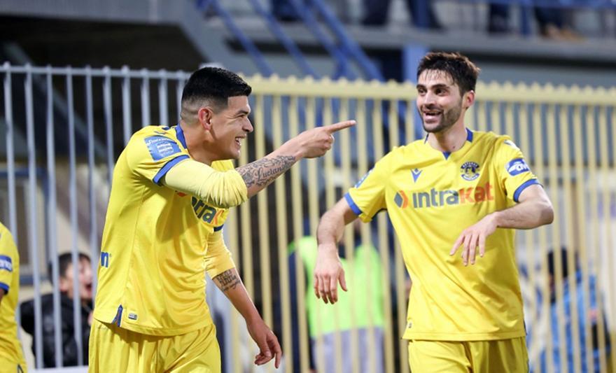 Super League: Ο Αλβάρες χάρισε το «τρίποντο» στον Αστέρα Τρίπολης thumb